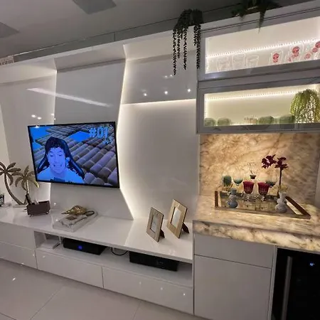 Apt Na Luxo Em 3 Quartos Apartamento *